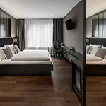 Hotel Mitte 4*