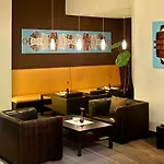 Mitte 4*