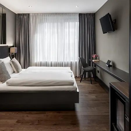 Amano 4* Dusseldorf