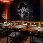 Hotel AMANO Düsseldorf