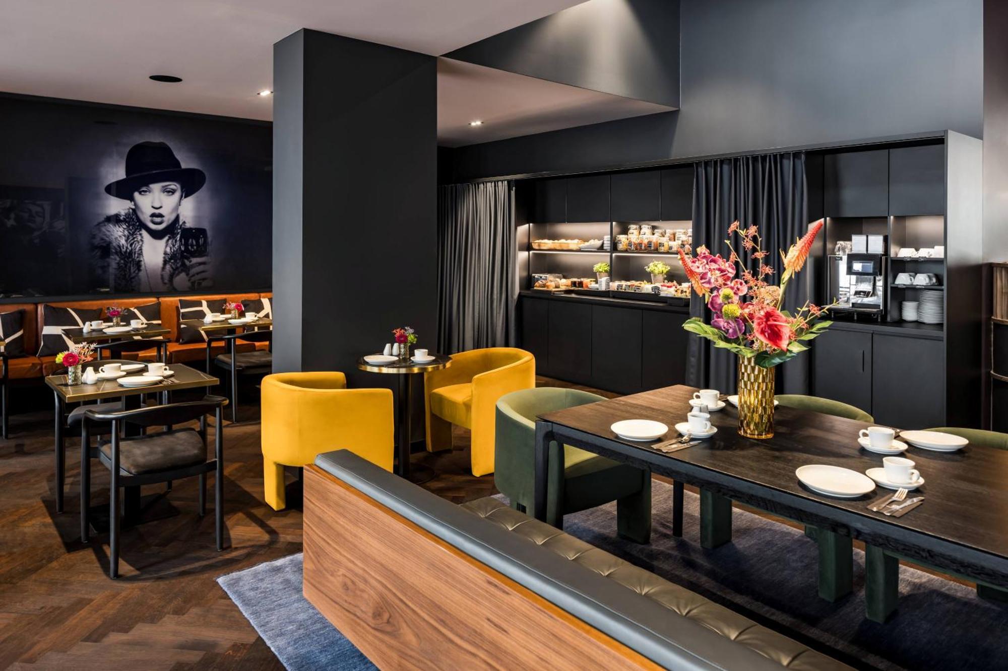 Amano Hotel 4*